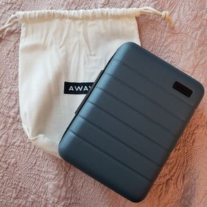 Away Mini